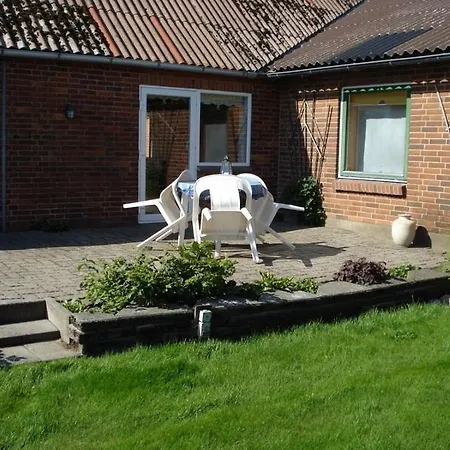 Kirstinesminde Holiday House